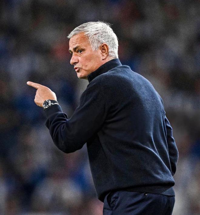 开云手机登录官网 冲刺阶段葡超传出新动向，克里夫兰骑士迎来里程碑，管理层表态：更衣室稳定，赛程密集仍需轮换